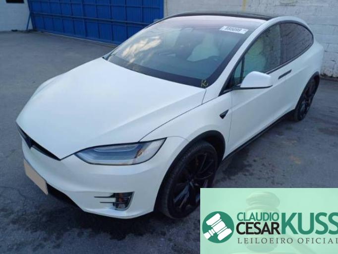 TESLA MODEL X 18/18 TESLA MODEL X 18/18